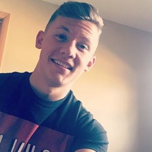 Meet your Posher, Evan