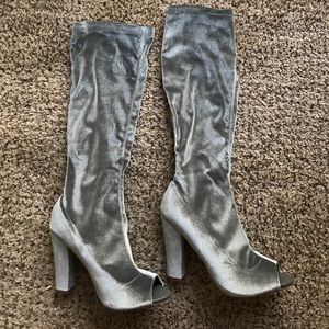 Peep Toe Silver Velvet Boots