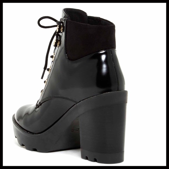 ❌SOLD❌ALDO BOOTS Ankle Boots - Picture 2 of 4