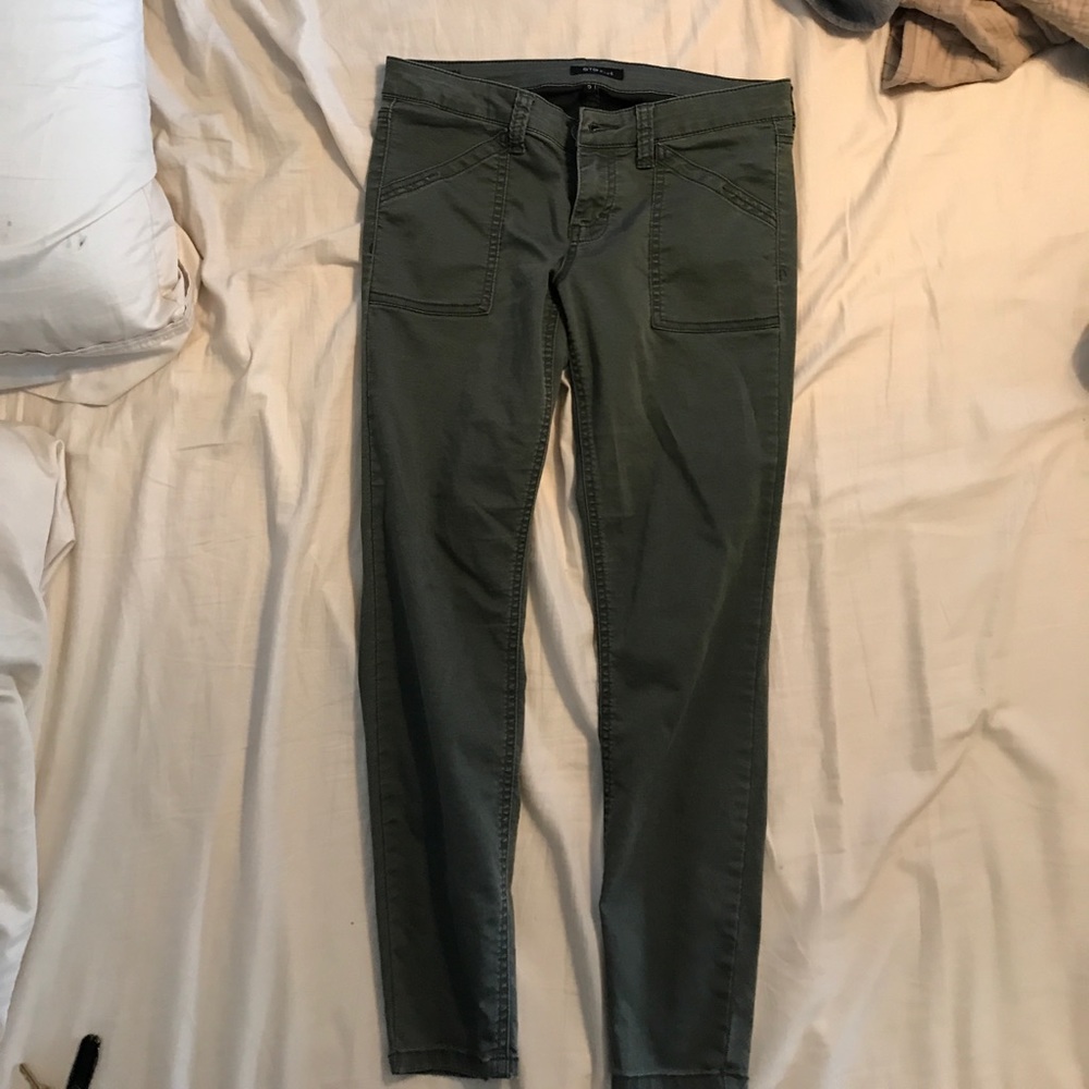 Olive jeans
