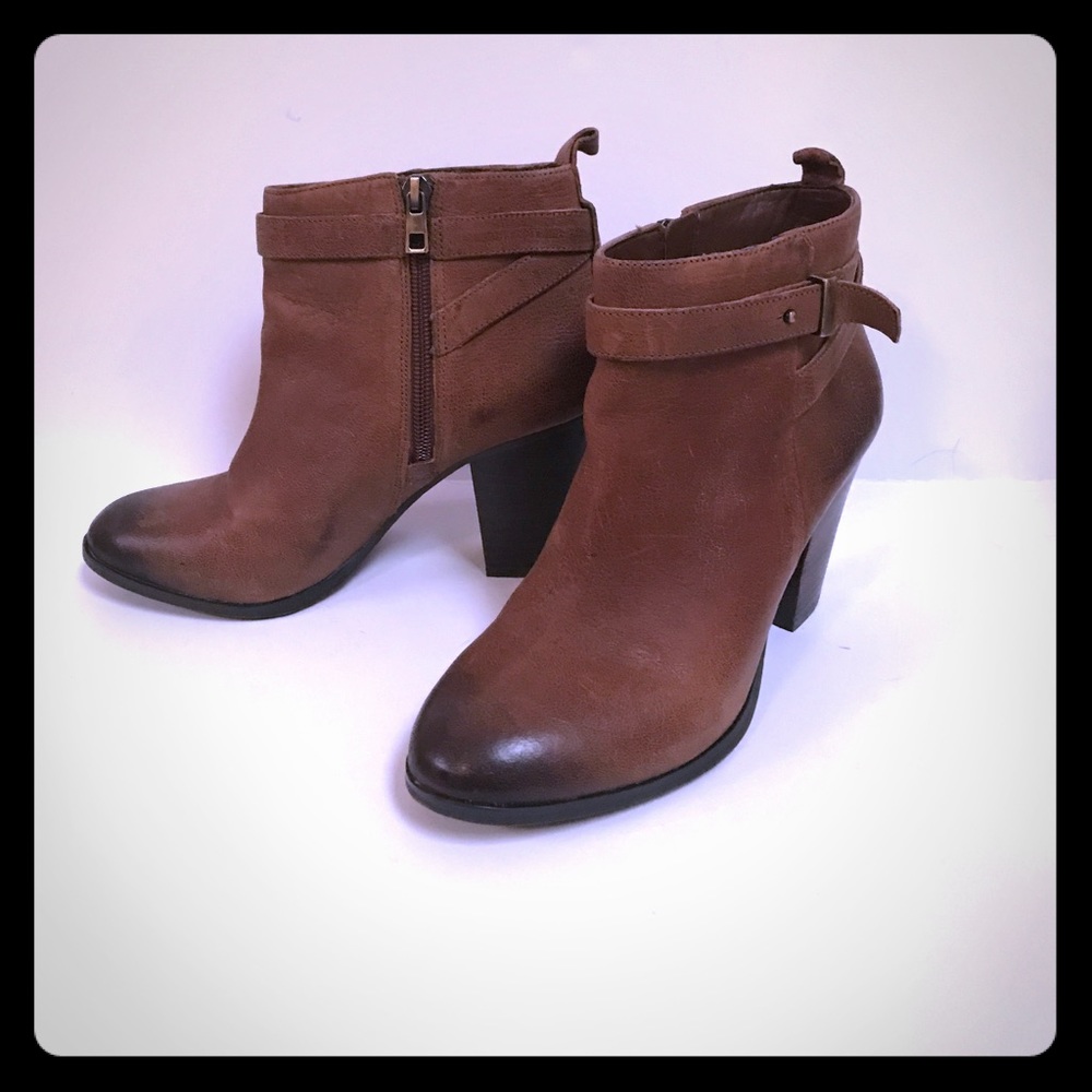 Ann Taylor Distressed Brown Zip up Booties