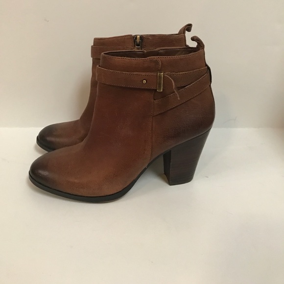 Ann Taylor Distressed Brown Zip up Booties - Picture 3 of 5