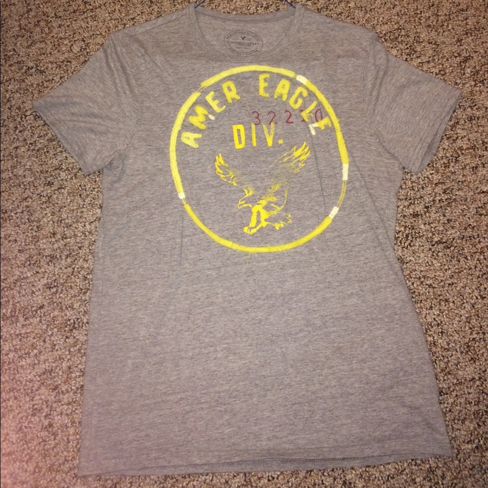 American Eagle Outfitters Graphic Tee