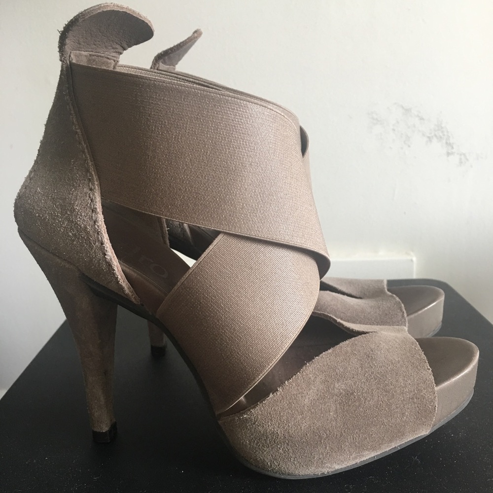 Pedro Garcia Suede Taupe Wedge Sandals 37 7