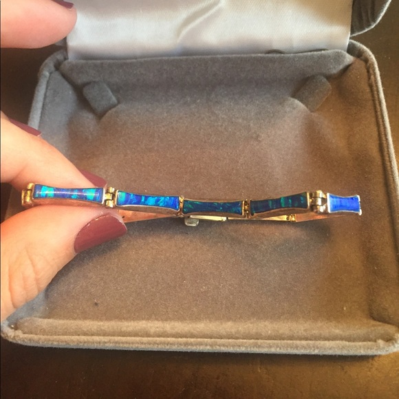 Jewelry - Opal Blue Clasp Bracelet