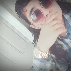 Meet your Posher, Alejandra