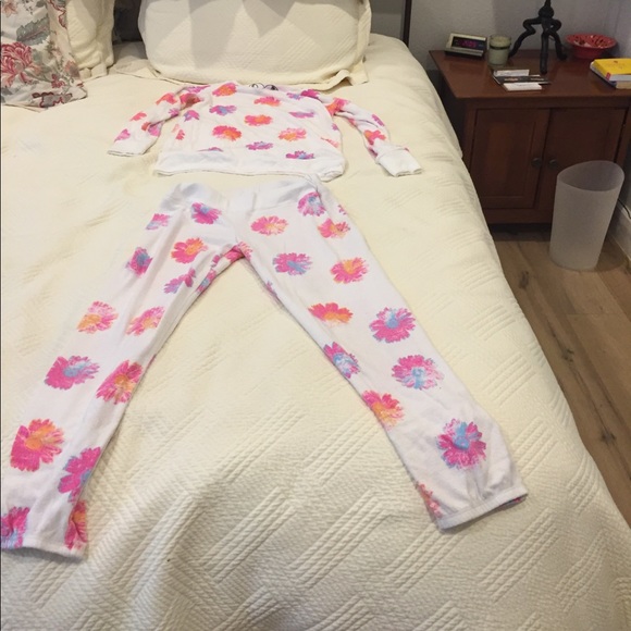 Cute sweats - Picture 1 of 2