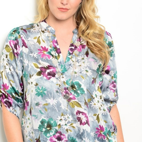 PLUS gray floral blouse - Picture 3 of 5