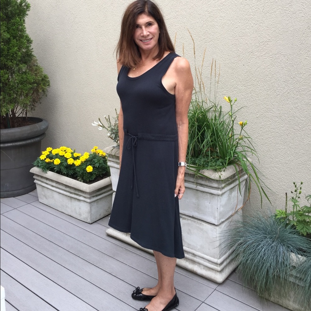 Black Sleeveless, Scoop Neck Dress