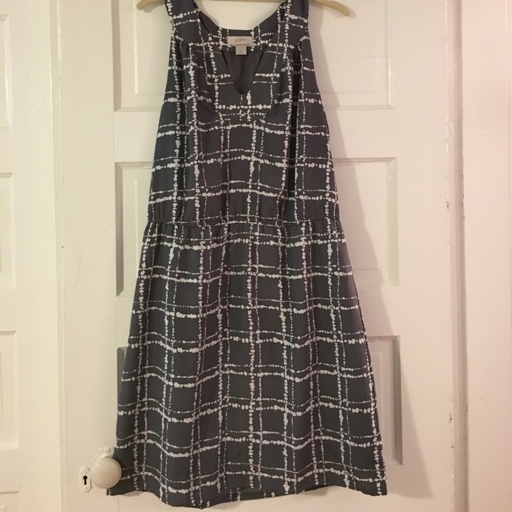 Loft Size 10 Grey and White Dress WORN ONCE!