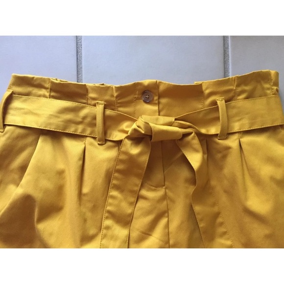 BANANA REPUBLIC Mustard Gold Belted Mini Skirt 4 - Picture 3 of 7