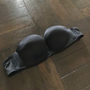 Black Bombshell Strapless Bra