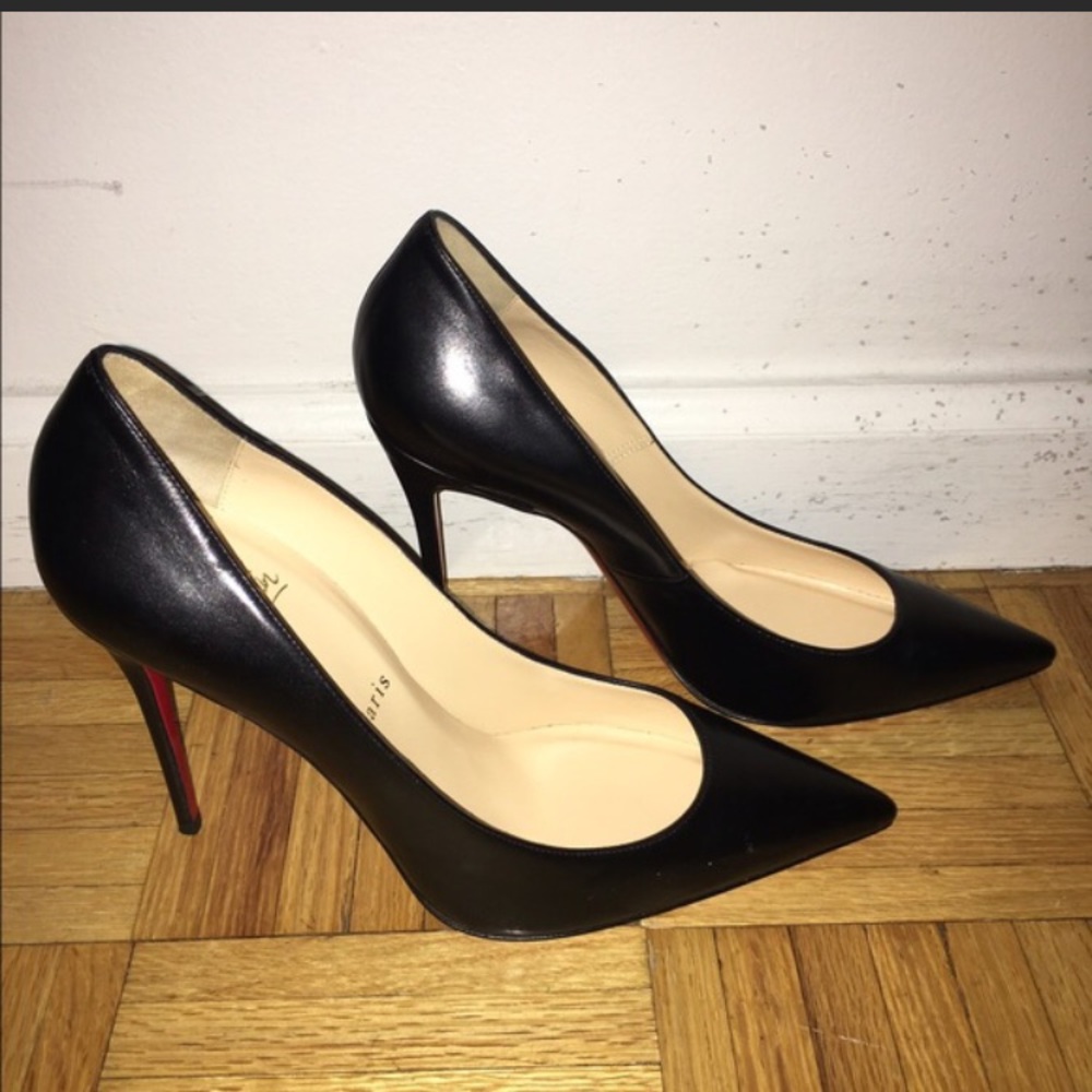 CHRISTIAN LOUBOUTIN Size UK 41.