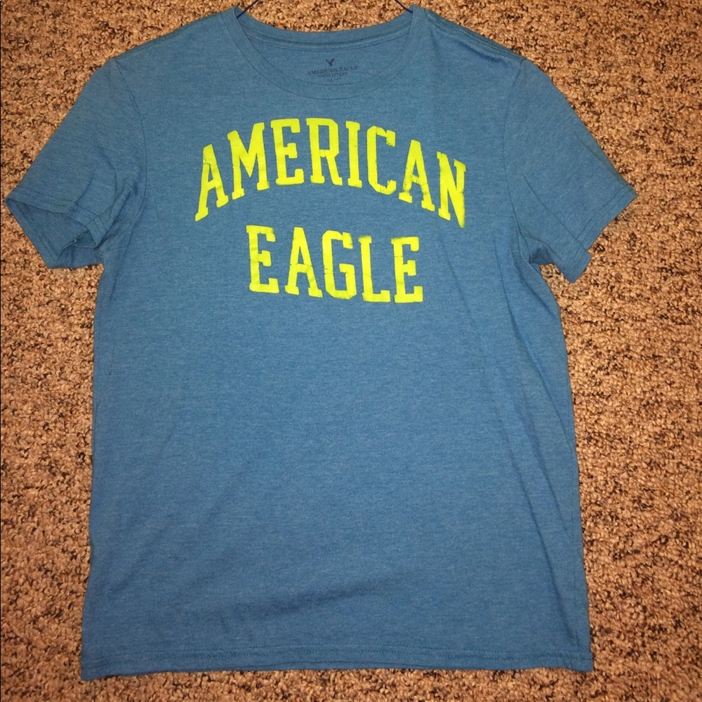 American Eagle Outfitters Graphic Tee