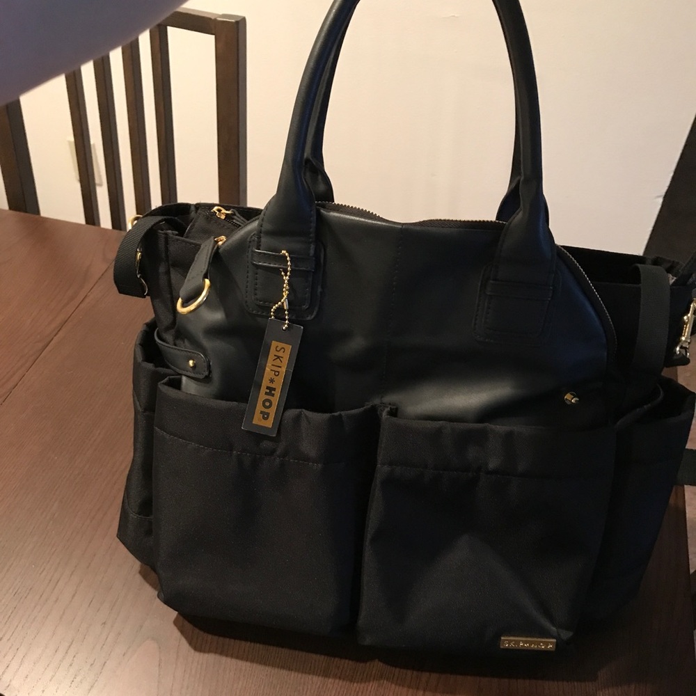 Skip hop chic Chelsea diaper bag