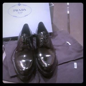 Nwt Prada Black Patent Lace Up Oxfords Euro 36