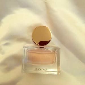 The new exclusive to Sacks Jason wu fragrance