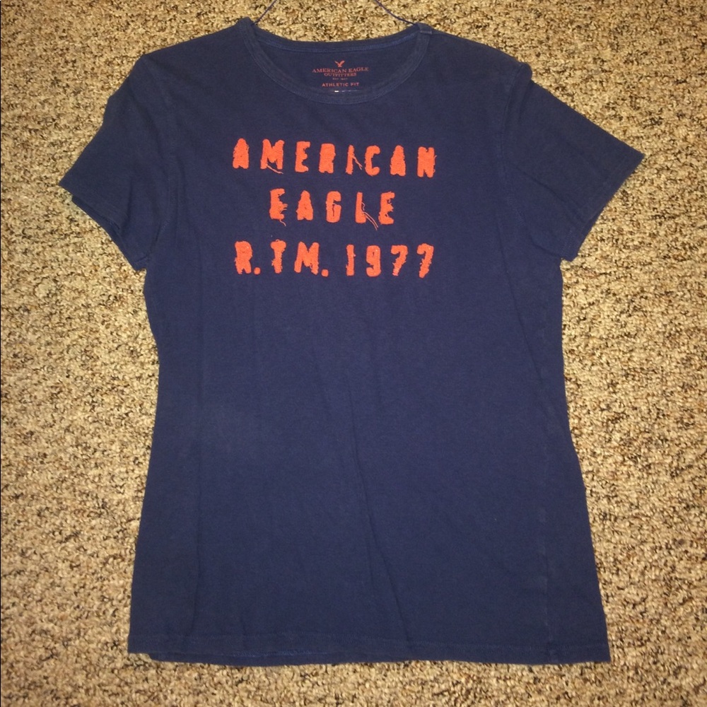 American Eagle Outfitters Graphic Tee