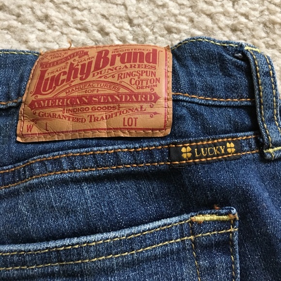 Like new lucky brand shorts - Picture 4 of 4
