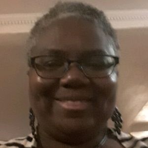 Meet your Posher, Valerie