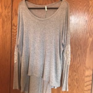 Gray high-low tee