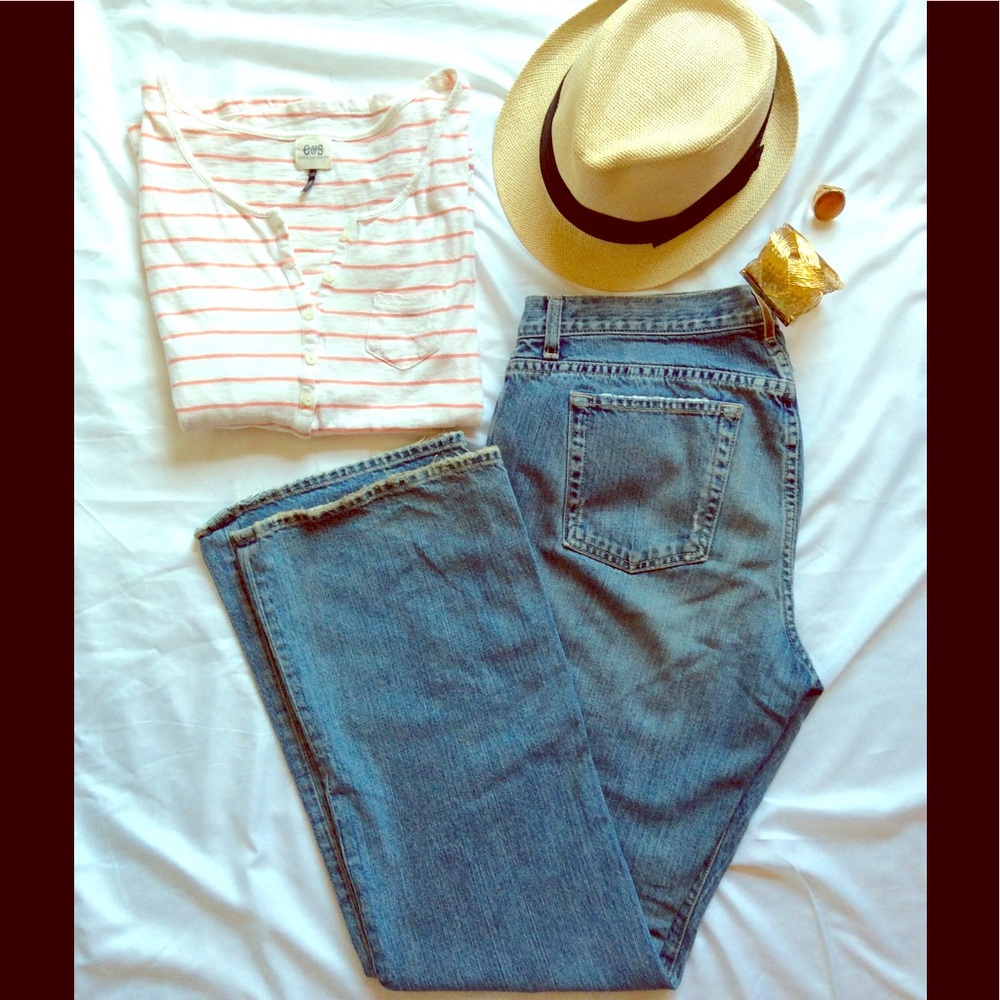 J Crew light wash mid rise boot cut jeans 3R $12