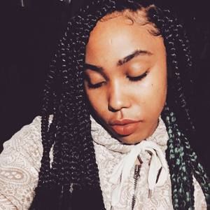 Meet your Posher, Khrissy