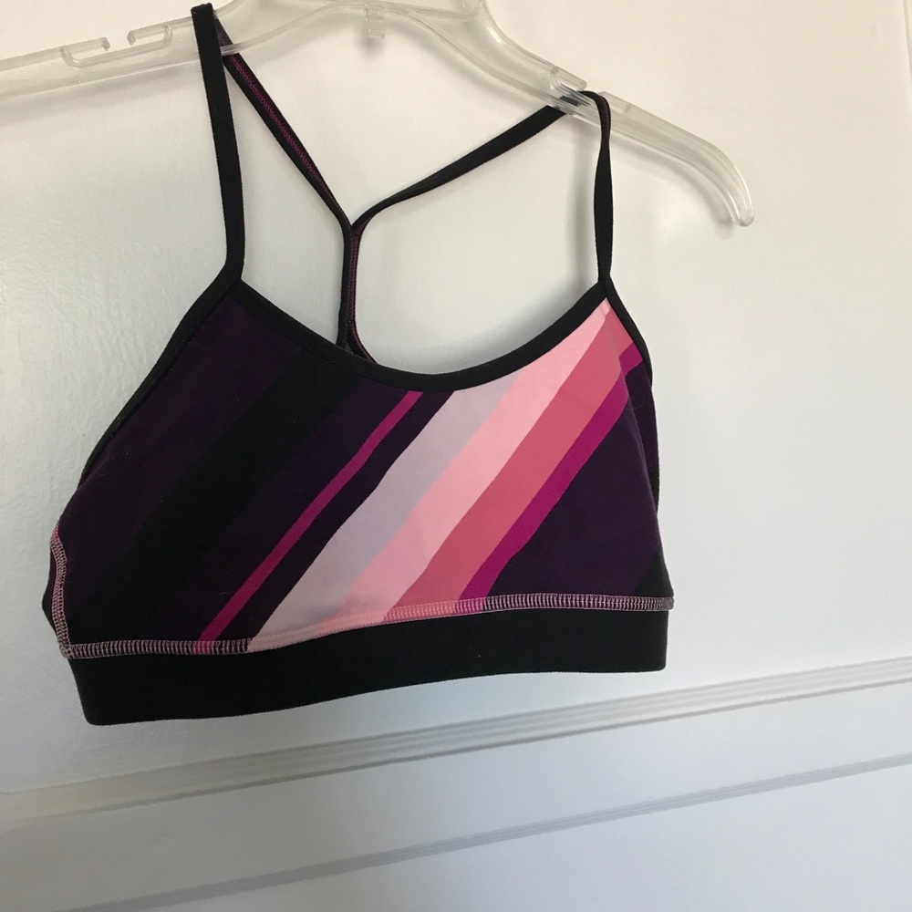 Lululemon sports bra