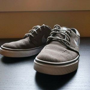 Nike Suede Janoski