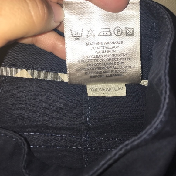 🎀FINAL PRICE🎀BURBERRY BERMUDA SHORT!!! - Picture 4 of 7