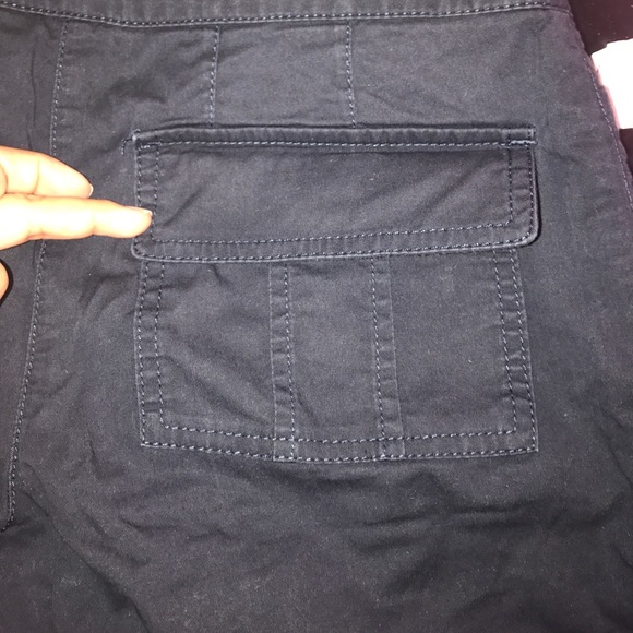 🎀FINAL PRICE🎀BURBERRY BERMUDA SHORT!!! - Picture 7 of 7