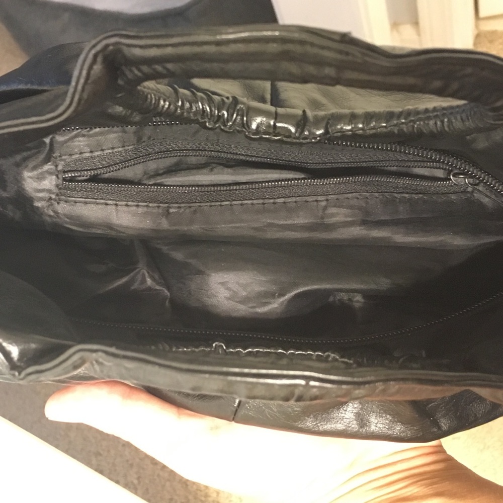Black Purse - Picture 2 of 2