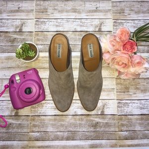 NWT (but worn a couple times) Steve Madden shoes👡