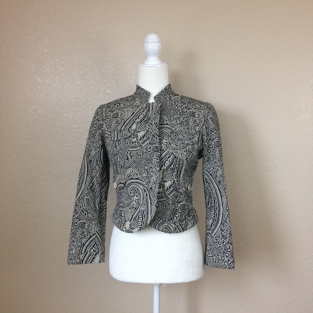 Etro Milano Black & Cream Cropped Paisley Jacket - Picture 4 of 8
