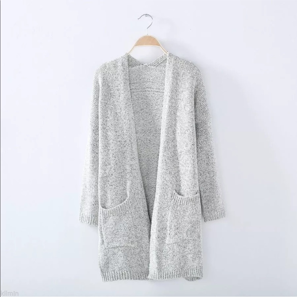 🔥SELL OUT Risk🔥 Plush Heather Gray Cotton Cardi - Picture 5 of 7