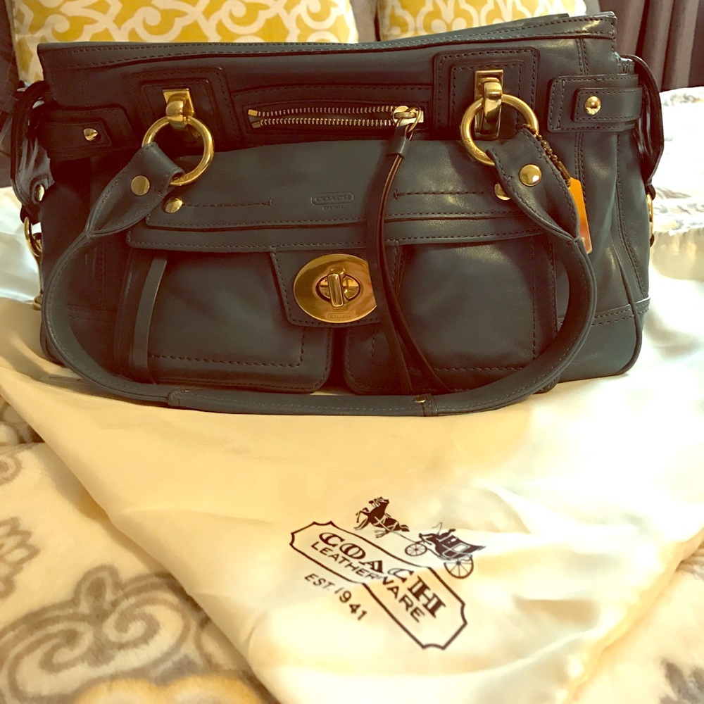 Coach Hampton vintage leather Lindsay purse. Green