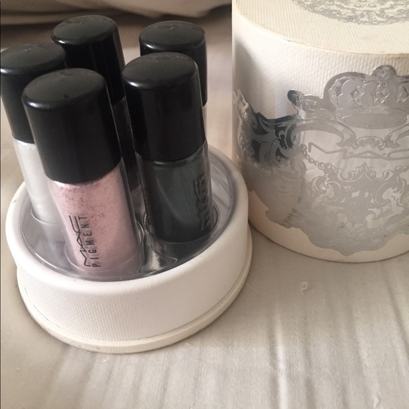 MAC Pigments & glitter💋nearly vintage🔥 - Picture 2 of 6