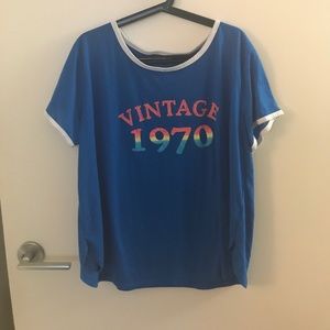 Hype “Vintage 1970” Tee in Blue w/ White Piping