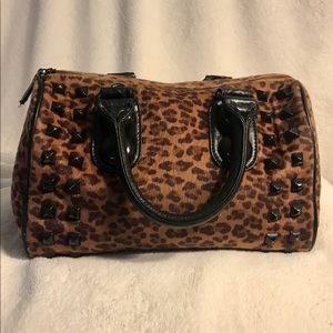 Leopard hand bag