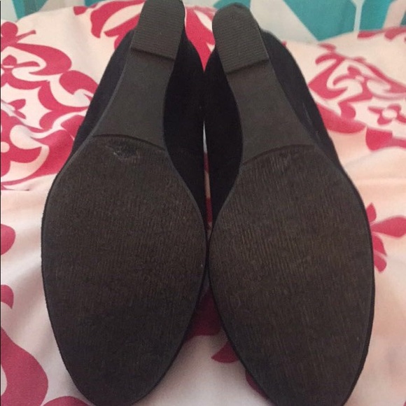 ♡ SALE women's black zipper wedges - size 7 - Picture 3 of 5