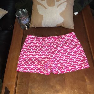 Vineyard Vines Patterned Shorts Size 6