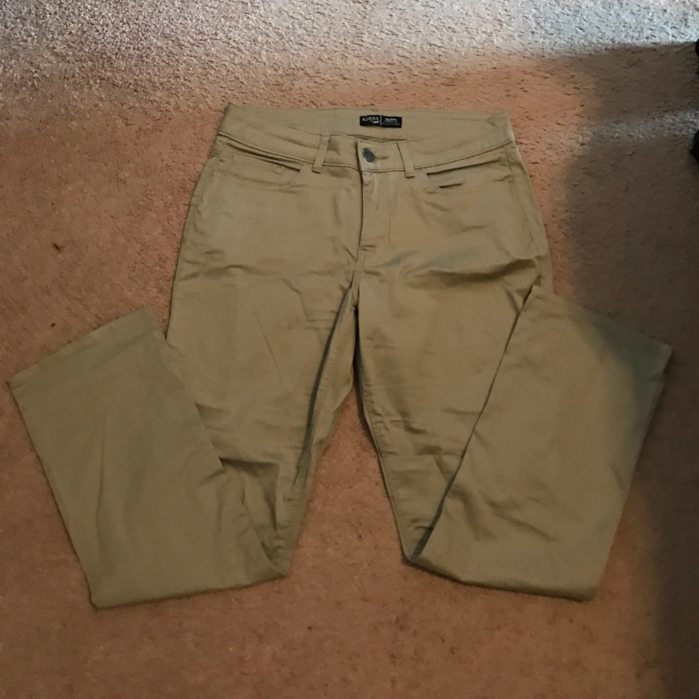 Khaki pants