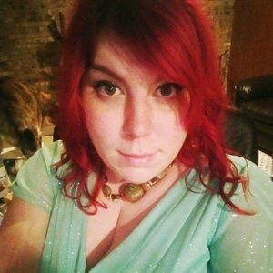 Meet your Posher, Kelli