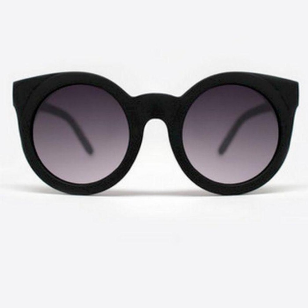 Quay Australia-Sunday Girl