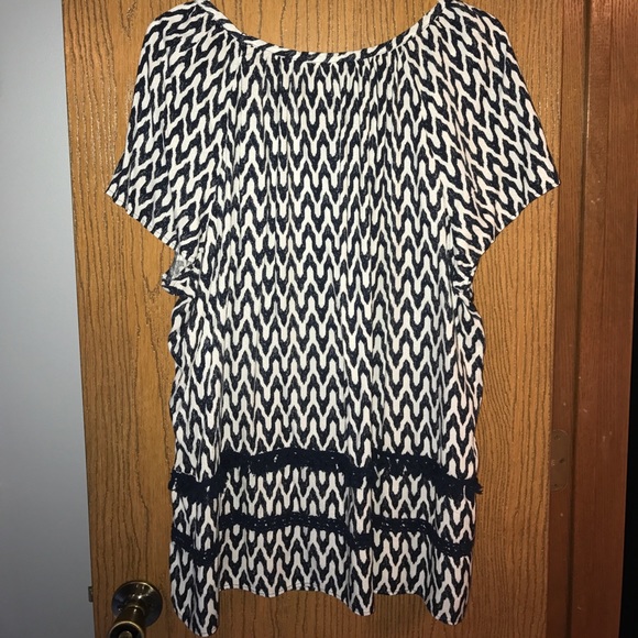 Blue & White Tunic - Picture 3 of 3