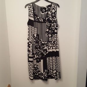 Black and white print dress