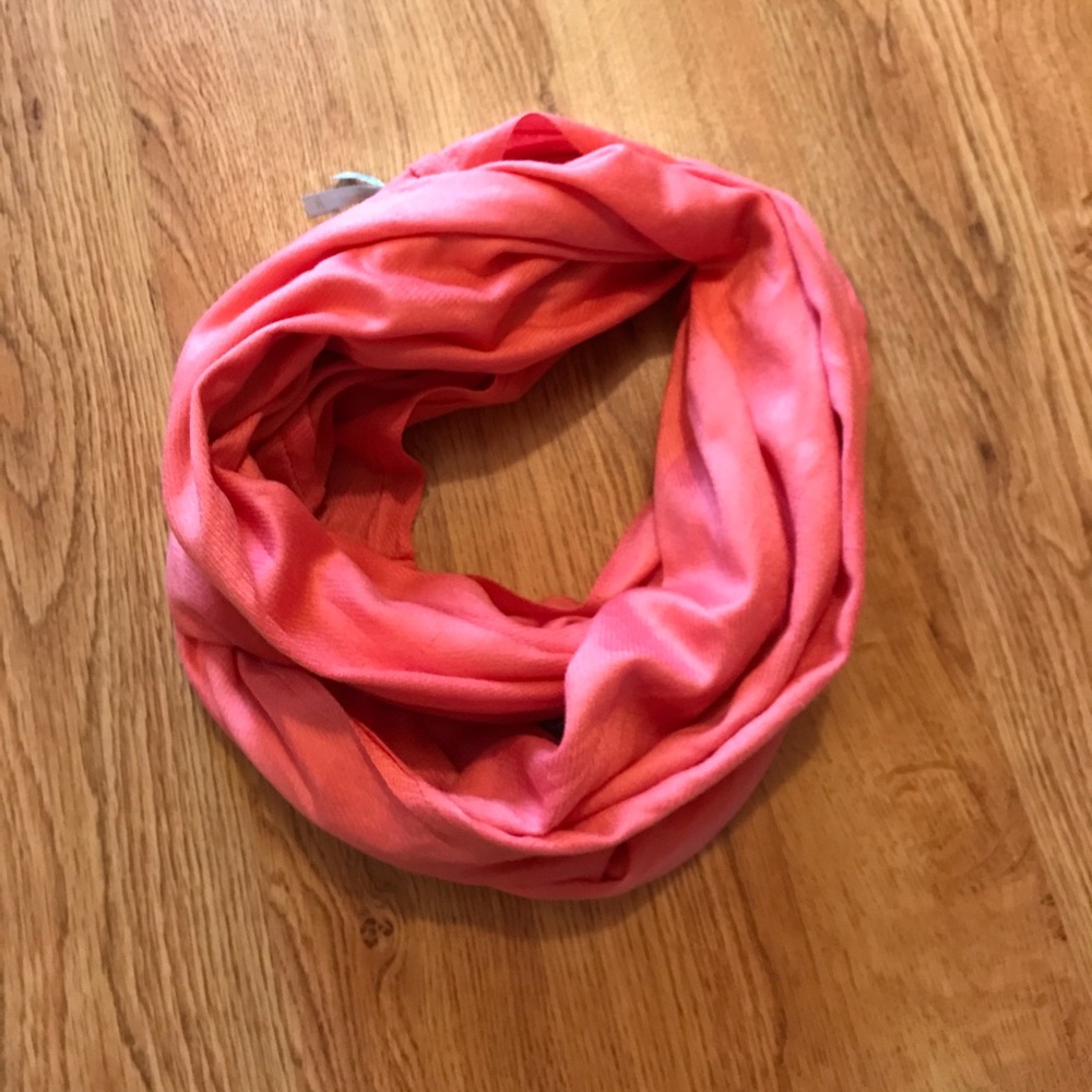 Coral infinity scarf