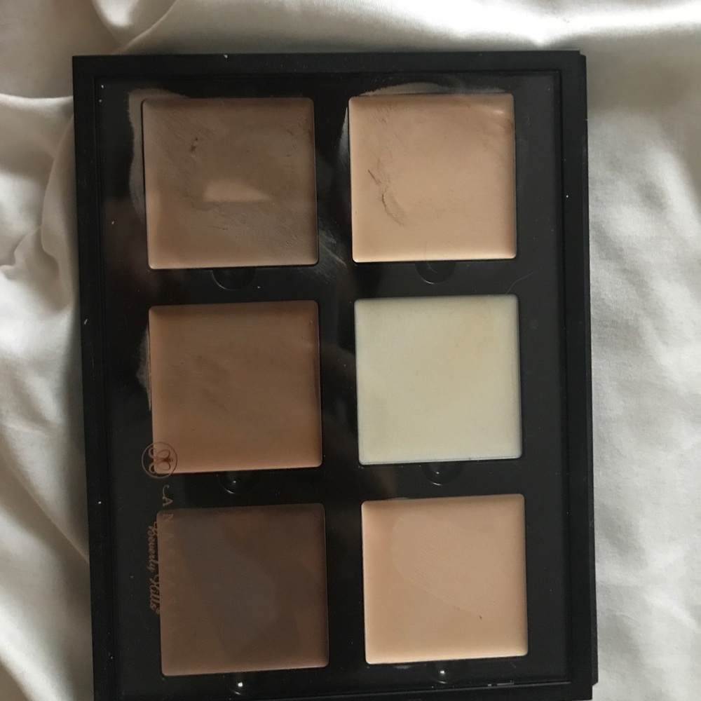 FAIR Anastasia Beverley hills contour cream kit