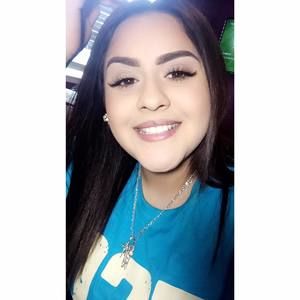 Meet your Posher, Zayra