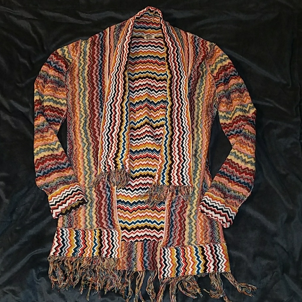 Gimmicks by BKE Reversible Sweater